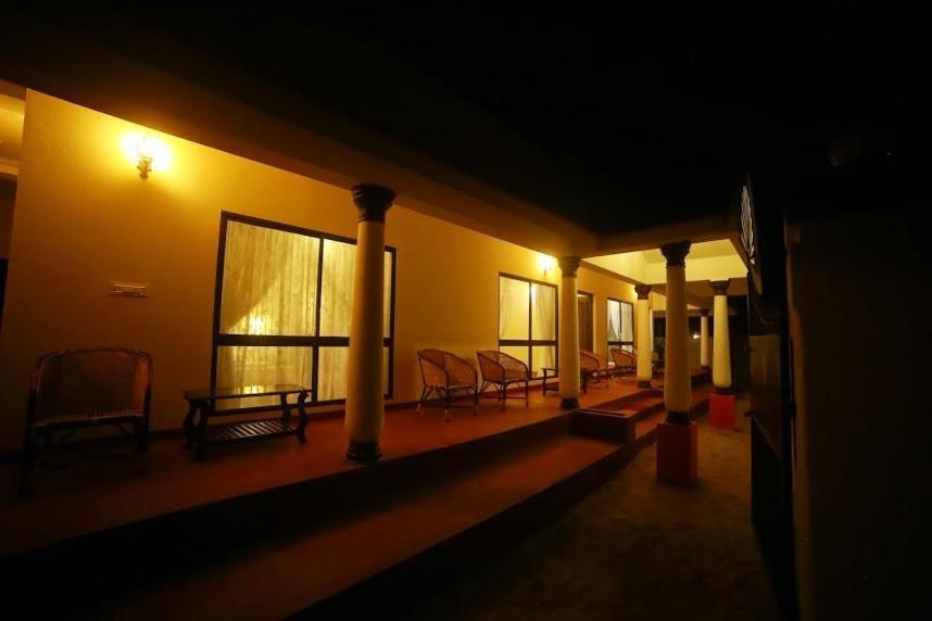 Marari Beach Clleetus Homestay Mararikulam Eksteriør billede